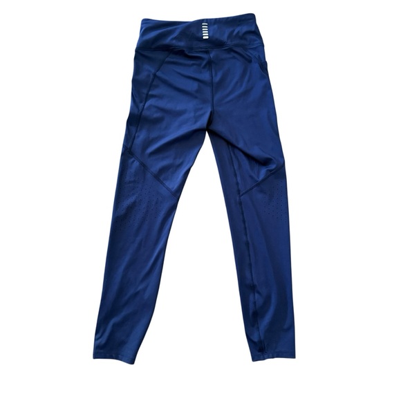 Under Armor Women's medium Leggings - Picture 3 of 7